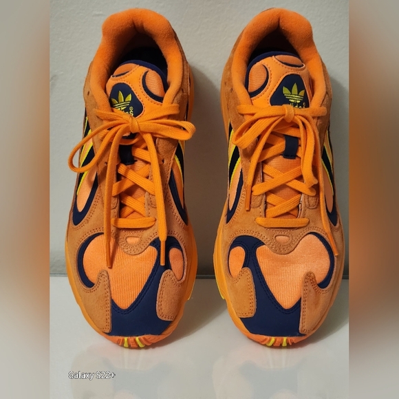 ADIDAS YOUNG 1. HI - RES ORANGE LOW TOP SHOES NAVY BLUE MEN'S SIZE 9 - Picture 1 of 9